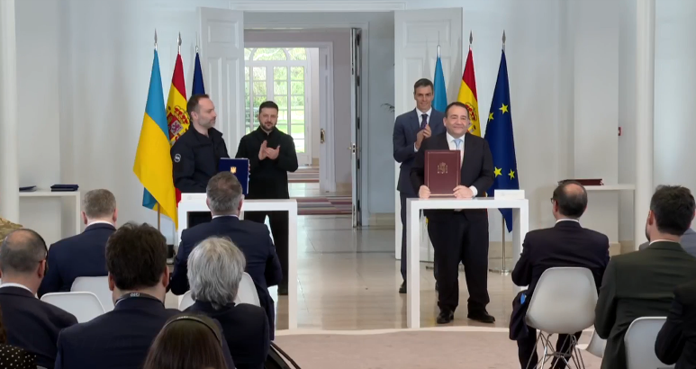 Україна та Іспанія підписали низку двосторонніх угод